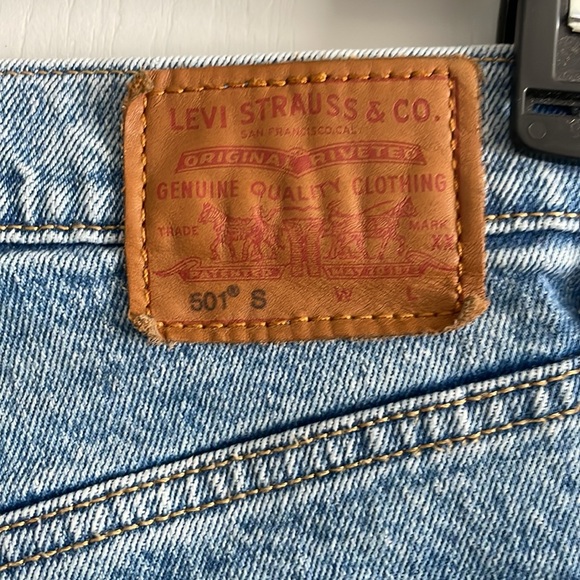 Levi’s 501 Skinny Jeans - Picture 3 of 6
